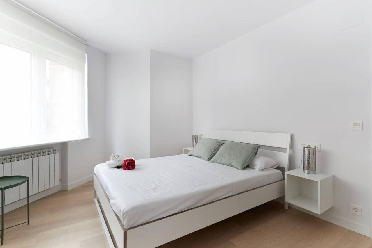 Appartamento Piso recién reformado en el centro de Pamplona Esterno foto